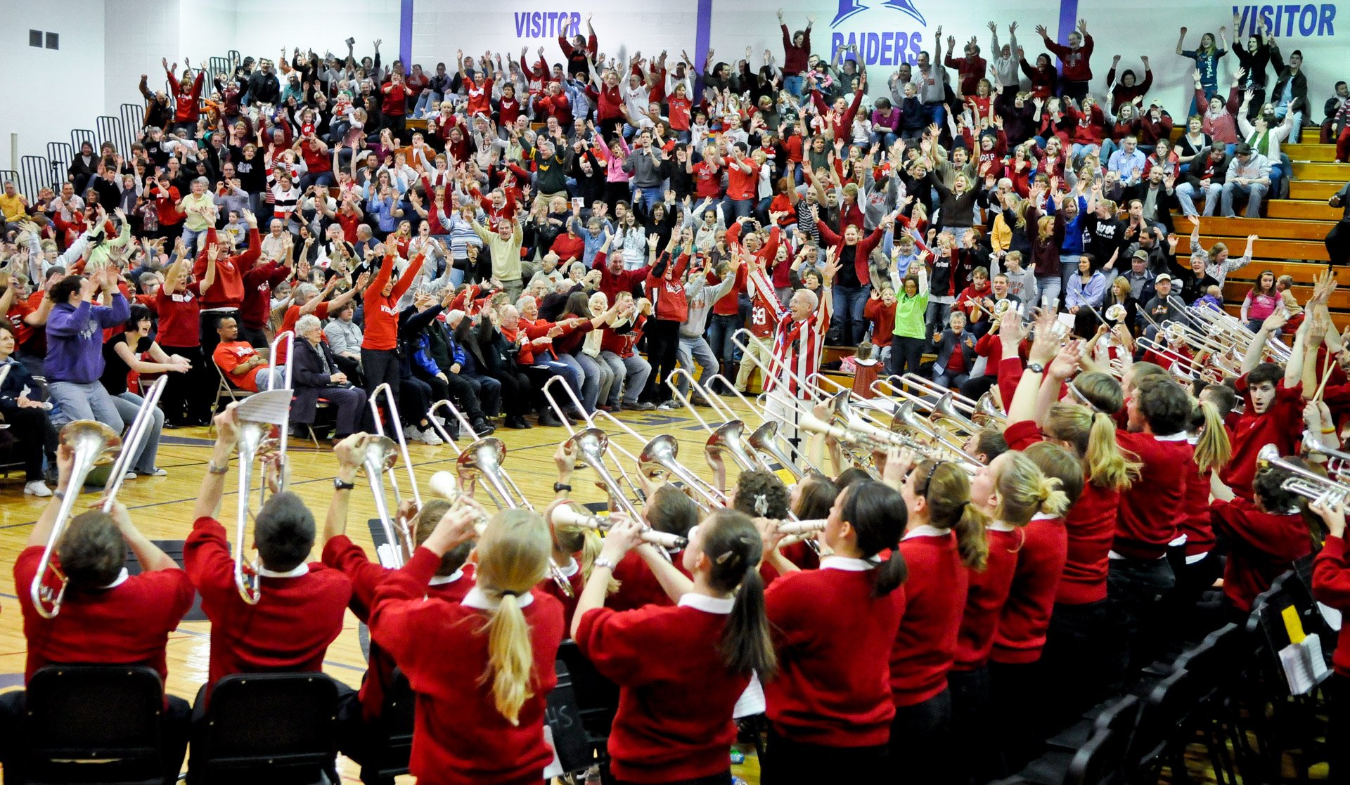 164 members of the University of Wisconsin Varsity Band bring roughly 900 listeners to their feet Monday at Kiel High School. The UW Varsity Band, sponsored by the Kiel Municipal Band, filled the Kiel High School gymnasium and allowed people to feast with their eyes as well as their ears. Doug Sundin/HTR March 2, 2009 Kiel